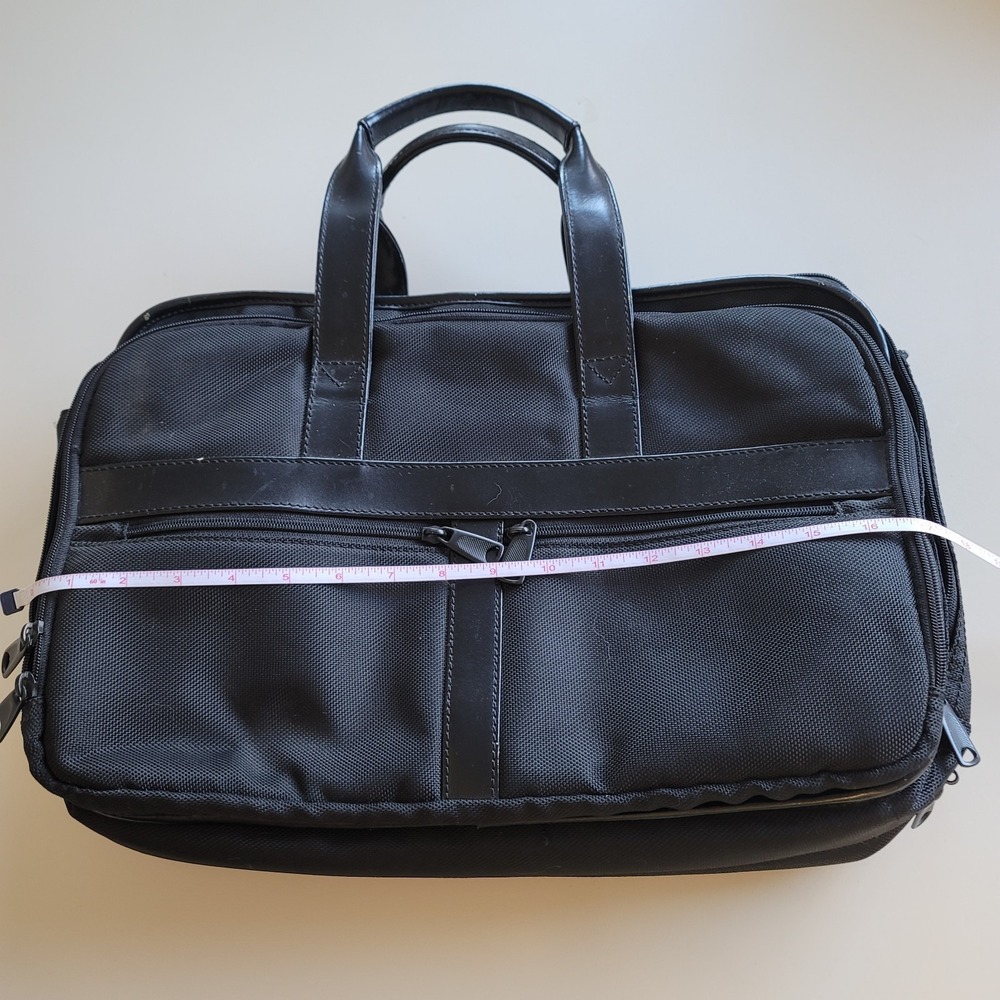 Vtg 16" LAPTOP BRIEFCASE leather(?) Carry Bag w/zippered‎ & unzippered pockets
